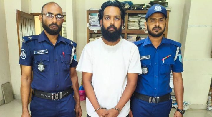 ইউএনও কার্যালয় থেকে টাকা চুরি, পরিচ্ছন্নতাকর্মীসহ গ্রেফতার ২